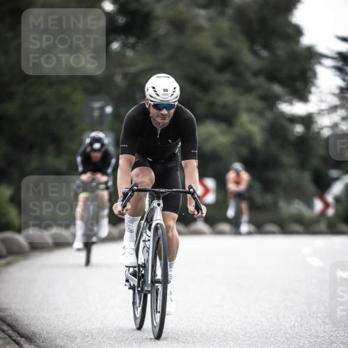 21.06.2026 - 29. Vierlanden-Triathlon H.Heesch http://msf.ph/oto/9910939 21.06.2026 09:26:23 Radfahren 55, 78, 106, 269 meine-sportfotos.de