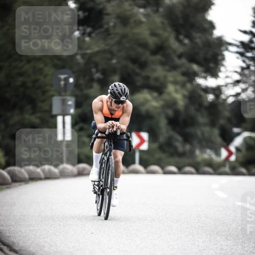 21.06.2026 - 29. Vierlanden-Triathlon H.Heesch http://msf.ph/oto/9910977 21.06.2026 09:26:27 Radfahren 55, 78, 106 meine-sportfotos.de