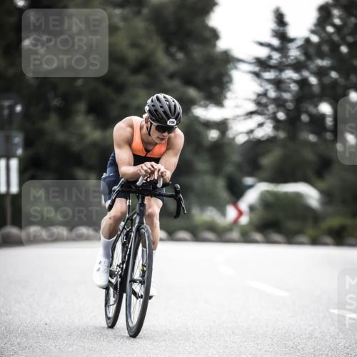 21.06.2026 - 29. Vierlanden-Triathlon H.Heesch http://msf.ph/oto/9910985 21.06.2026 09:26:27 Radfahren 55, 78, 106 meine-sportfotos.de