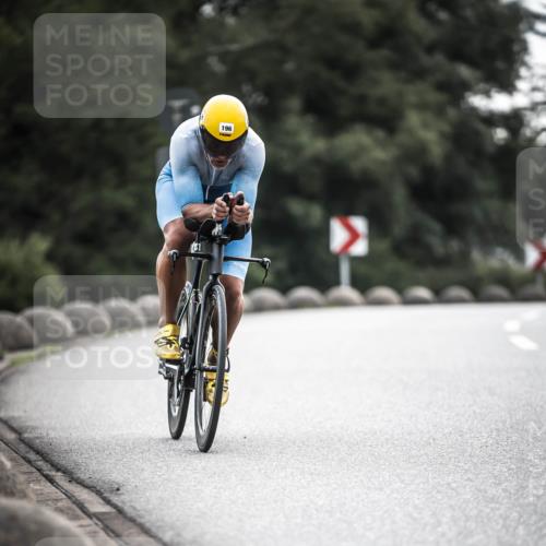 21.06.2026 - 29. Vierlanden-Triathlon H.Heesch http://msf.ph/oto/9911007 21.06.2026 09:26:36 Radfahren 18, 196 meine-sportfotos.de