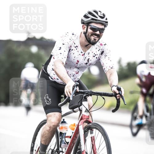 21.06.2026 - 29. Vierlanden-Triathlon H.Heesch http://msf.ph/oto/9911018 21.06.2026 09:36:48 Radfahren 18 meine-sportfotos.de