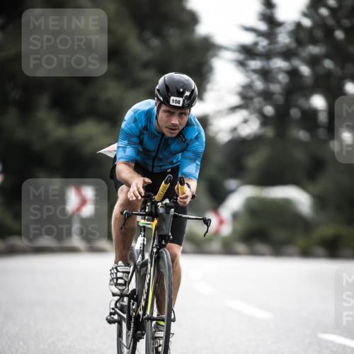21.06.2026 - 29. Vierlanden-Triathlon H.Heesch http://msf.ph/oto/9911025 21.06.2026 09:26:51 Radfahren 90, 108, 230 meine-sportfotos.de