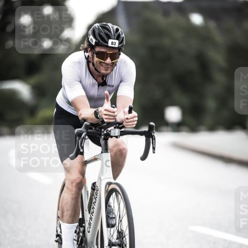 21.06.2026 - 29. Vierlanden-Triathlon H.Heesch http://msf.ph/oto/9911066 21.06.2026 09:37:08 Radfahren 83, 261 meine-sportfotos.de