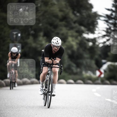 21.06.2026 - 29. Vierlanden-Triathlon H.Heesch http://msf.ph/oto/9911092 21.06.2026 09:27:07 Radfahren 75, 84, 169, 198 meine-sportfotos.de