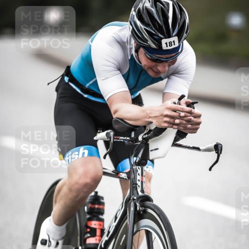 21.06.2026 - 29. Vierlanden-Triathlon H.Heesch http://msf.ph/oto/9911106 21.06.2026 09:37:31 Radfahren 181, 290 meine-sportfotos.de