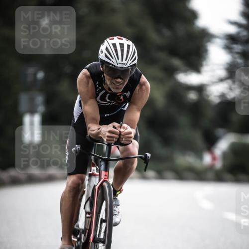 21.06.2026 - 29. Vierlanden-Triathlon H.Heesch http://msf.ph/oto/9911115 21.06.2026 09:27:10 Radfahren 27, 84, 169, 198 meine-sportfotos.de