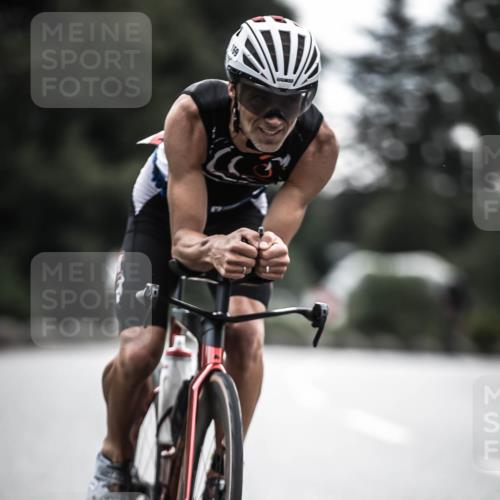 21.06.2026 - 29. Vierlanden-Triathlon H.Heesch http://msf.ph/oto/9911123 21.06.2026 09:27:10 Radfahren 27, 84, 169, 198 meine-sportfotos.de