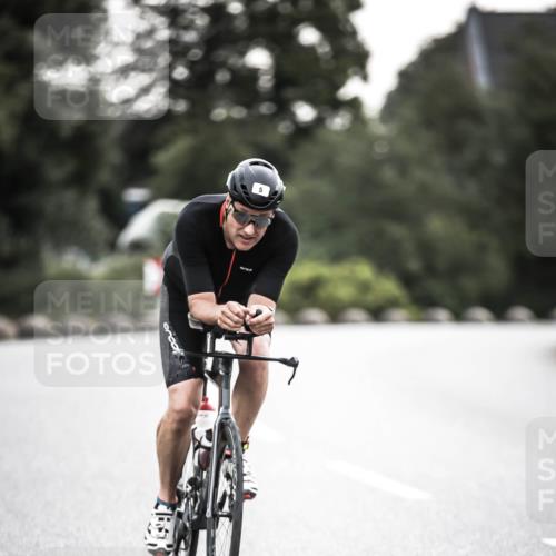 21.06.2026 - 29. Vierlanden-Triathlon H.Heesch http://msf.ph/oto/9911160 21.06.2026 09:37:48 Radfahren 5, 30, 69, 195, 240 meine-sportfotos.de