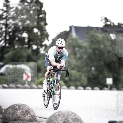 21.06.2026 - 29. Vierlanden-Triathlon H.Heesch http://msf.ph/oto/9911227 21.06.2026 09:39:08 Radfahren 59 meine-sportfotos.de