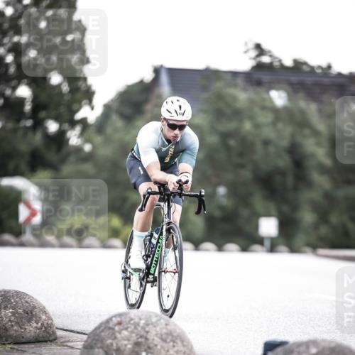 21.06.2026 - 29. Vierlanden-Triathlon H.Heesch http://msf.ph/oto/9911231 21.06.2026 09:39:08 Radfahren 59 meine-sportfotos.de