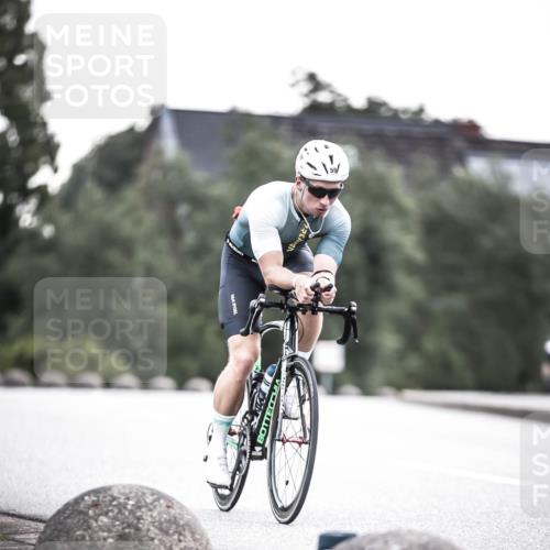 21.06.2026 - 29. Vierlanden-Triathlon H.Heesch http://msf.ph/oto/9911236 21.06.2026 09:39:08 Radfahren 59 meine-sportfotos.de