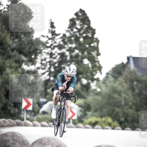 21.06.2026 - 29. Vierlanden-Triathlon H.Heesch http://msf.ph/oto/9911239 21.06.2026 09:39:19 Radfahren 52, 80, 87, 113 meine-sportfotos.de