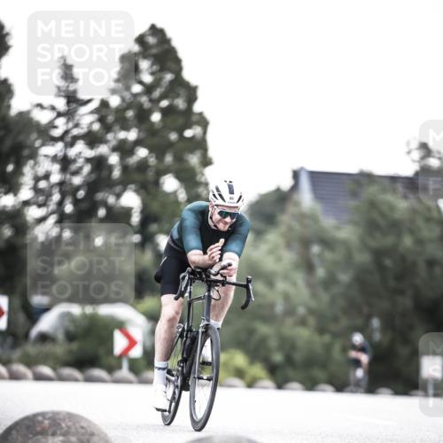 21.06.2026 - 29. Vierlanden-Triathlon H.Heesch http://msf.ph/oto/9911247 21.06.2026 09:39:20 Radfahren 52, 80, 87, 113 meine-sportfotos.de