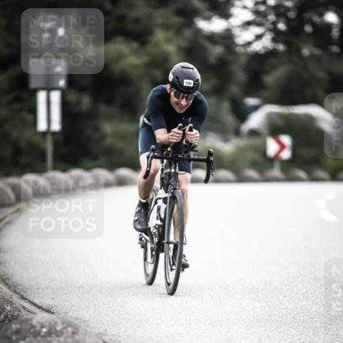 21.06.2026 - 29. Vierlanden-Triathlon H.Heesch http://msf.ph/oto/9911265 21.06.2026 09:39:28 Radfahren 22, 92, 100 meine-sportfotos.de