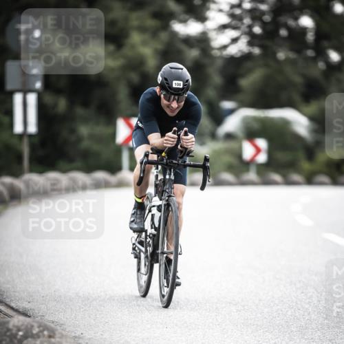 21.06.2026 - 29. Vierlanden-Triathlon H.Heesch http://msf.ph/oto/9911267 21.06.2026 09:39:28 Radfahren 22, 92, 100 meine-sportfotos.de
