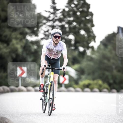 21.06.2026 - 29. Vierlanden-Triathlon H.Heesch http://msf.ph/oto/9911332 21.06.2026 09:40:27 Radfahren 50, 116 meine-sportfotos.de