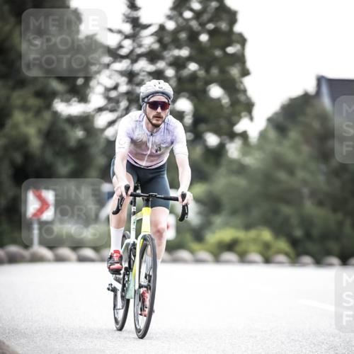 21.06.2026 - 29. Vierlanden-Triathlon H.Heesch http://msf.ph/oto/9911334 21.06.2026 09:40:27 Radfahren 50, 116 meine-sportfotos.de