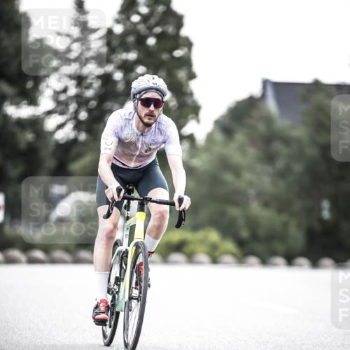 21.06.2026 - 29. Vierlanden-Triathlon H.Heesch http://msf.ph/oto/9911337 21.06.2026 09:40:27 Radfahren 50, 116 meine-sportfotos.de