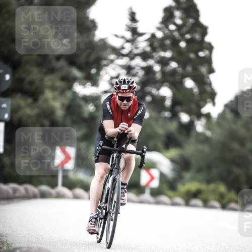 21.06.2026 - 29. Vierlanden-Triathlon H.Heesch http://msf.ph/oto/9911355 21.06.2026 09:40:40 Radfahren 64, 171 meine-sportfotos.de