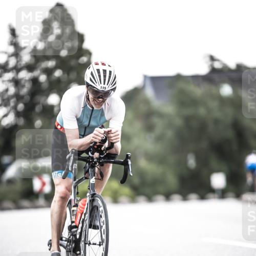 21.06.2026 - 29. Vierlanden-Triathlon H.Heesch http://msf.ph/oto/9911366 21.06.2026 09:40:50 Radfahren 36, 64, 115 meine-sportfotos.de