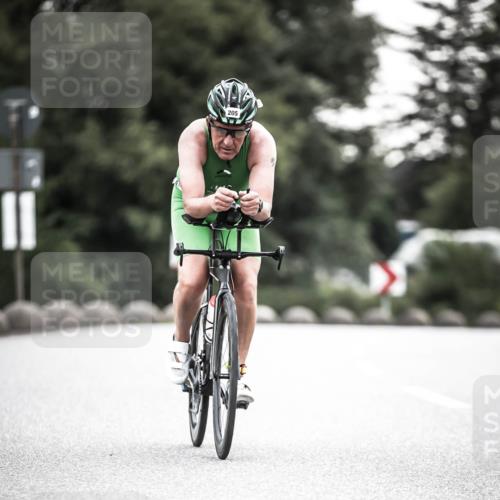 21.06.2026 - 29. Vierlanden-Triathlon H.Heesch http://msf.ph/oto/9911400 21.06.2026 09:41:33 Radfahren 146, 205 meine-sportfotos.de