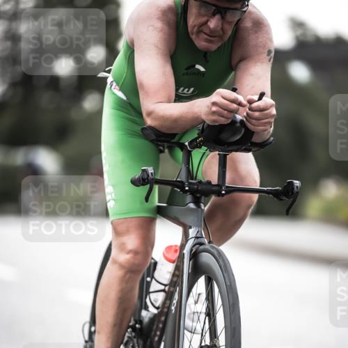 21.06.2026 - 29. Vierlanden-Triathlon H.Heesch http://msf.ph/oto/9911415 21.06.2026 09:41:35 Radfahren 146, 205 meine-sportfotos.de