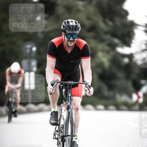 21.06.2026 - 29. Vierlanden-Triathlon H.Heesch http://msf.ph/oto/9911437 21.06.2026 09:41:43 Radfahren 15, 41, 48, 89, 146, 1353 meine-sportfotos.de
