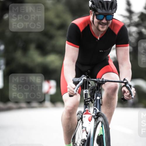 21.06.2026 - 29. Vierlanden-Triathlon H.Heesch http://msf.ph/oto/9911447 21.06.2026 09:41:43 Radfahren 15, 41, 48, 89, 146, 1353 meine-sportfotos.de