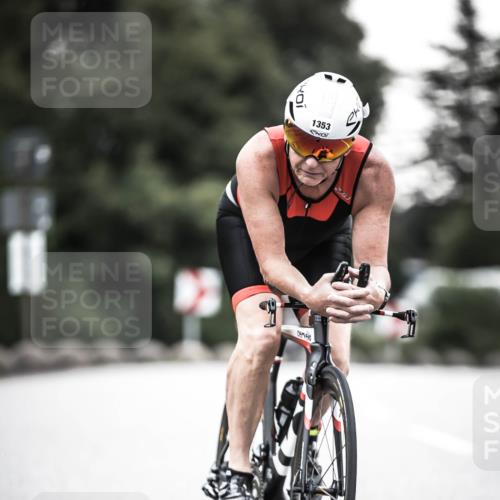 21.06.2026 - 29. Vierlanden-Triathlon H.Heesch http://msf.ph/oto/9911456 21.06.2026 09:41:45 Radfahren 15, 41, 48, 89, 1353 meine-sportfotos.de