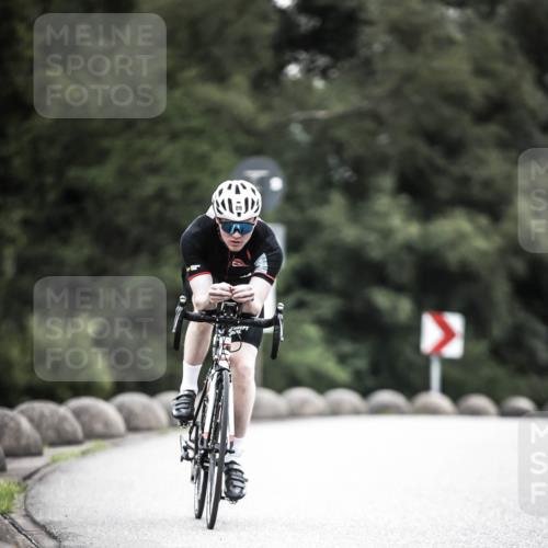 21.06.2026 - 29. Vierlanden-Triathlon H.Heesch http://msf.ph/oto/9911469 21.06.2026 09:41:50 Radfahren 15, 89 meine-sportfotos.de