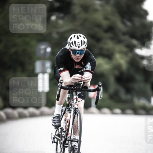 21.06.2026 - 29. Vierlanden-Triathlon H.Heesch http://msf.ph/oto/9911480 21.06.2026 09:41:50 Radfahren 15, 89 meine-sportfotos.de