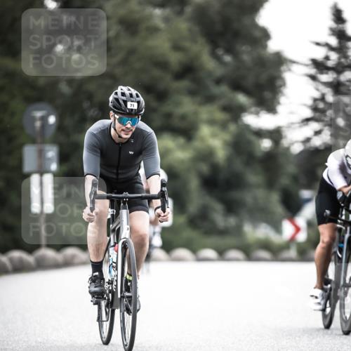 21.06.2026 - 29. Vierlanden-Triathlon H.Heesch http://msf.ph/oto/9911552 21.06.2026 09:42:45 Radfahren 71, 81, 231 meine-sportfotos.de