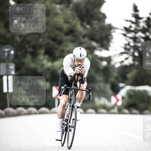21.06.2026 - 29. Vierlanden-Triathlon H.Heesch http://msf.ph/oto/9911561 21.06.2026 09:42:47 Radfahren 71, 81, 231 meine-sportfotos.de