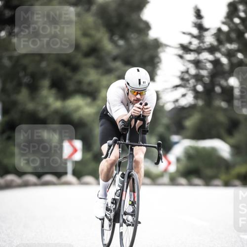 21.06.2026 - 29. Vierlanden-Triathlon H.Heesch http://msf.ph/oto/9911565 21.06.2026 09:42:48 Radfahren 71, 81, 231 meine-sportfotos.de