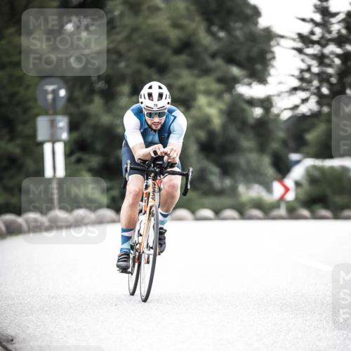 21.06.2026 - 29. Vierlanden-Triathlon H.Heesch http://msf.ph/oto/9911623 21.06.2026 09:43:18 Radfahren 70 meine-sportfotos.de