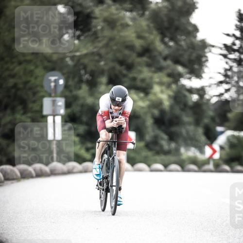 21.06.2026 - 29. Vierlanden-Triathlon H.Heesch http://msf.ph/oto/9911641 21.06.2026 09:43:36 Radfahren 60, 192 meine-sportfotos.de