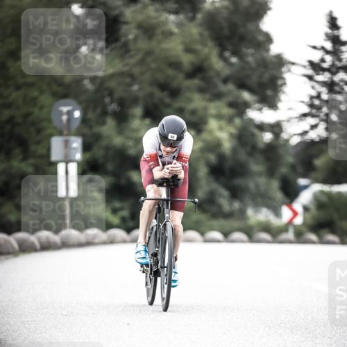 21.06.2026 - 29. Vierlanden-Triathlon H.Heesch http://msf.ph/oto/9911643 21.06.2026 09:43:36 Radfahren 60, 192 meine-sportfotos.de
