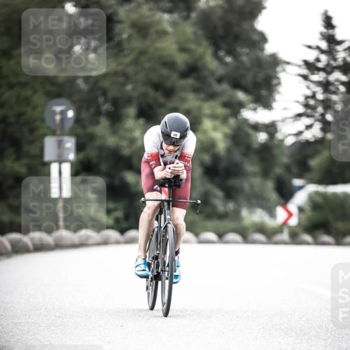 21.06.2026 - 29. Vierlanden-Triathlon H.Heesch http://msf.ph/oto/9911644 21.06.2026 09:43:36 Radfahren 60, 192 meine-sportfotos.de