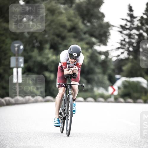 21.06.2026 - 29. Vierlanden-Triathlon H.Heesch http://msf.ph/oto/9911646 21.06.2026 09:43:36 Radfahren 60, 192 meine-sportfotos.de