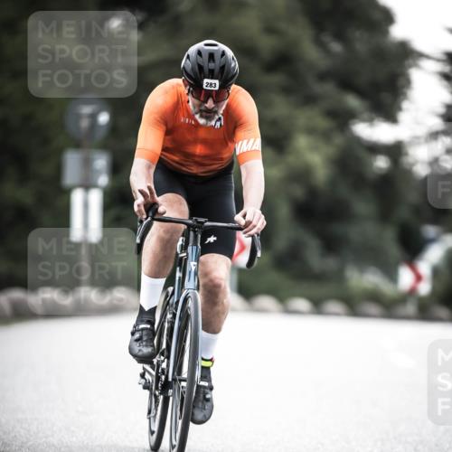21.06.2026 - 29. Vierlanden-Triathlon H.Heesch http://msf.ph/oto/9911705 21.06.2026 09:44:11 Radfahren 76, 283, 299 meine-sportfotos.de