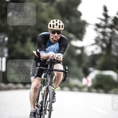 21.06.2026 - 29. Vierlanden-Triathlon H.Heesch http://msf.ph/oto/9911714 21.06.2026 09:44:24 Radfahren 63, 74, 183, 190, 302 meine-sportfotos.de