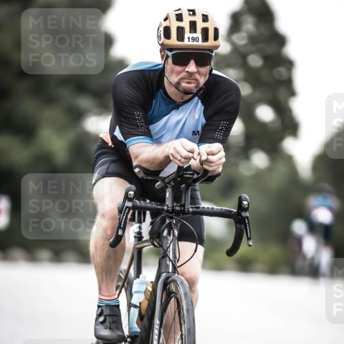 21.06.2026 - 29. Vierlanden-Triathlon H.Heesch http://msf.ph/oto/9911723 21.06.2026 09:44:24 Radfahren 63, 74, 183, 190, 302 meine-sportfotos.de