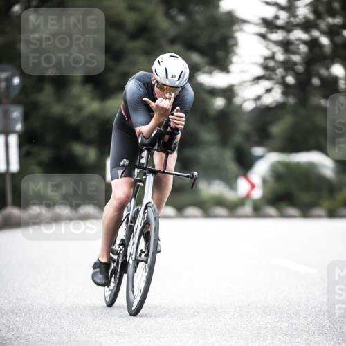 21.06.2026 - 29. Vierlanden-Triathlon H.Heesch http://msf.ph/oto/9911768 21.06.2026 09:45:06 Radfahren 30, 284 meine-sportfotos.de