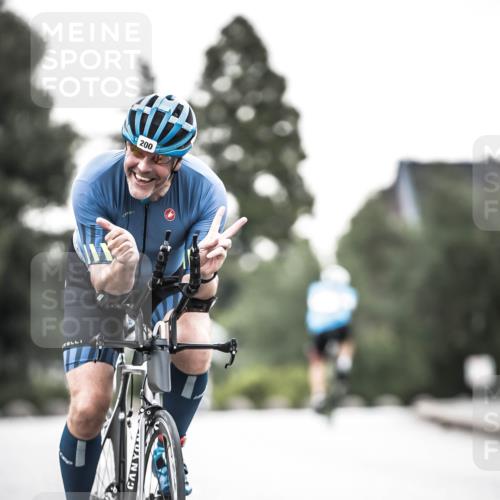 21.06.2026 - 29. Vierlanden-Triathlon H.Heesch http://msf.ph/oto/9911794 21.06.2026 09:45:15 Radfahren 79, 200, 261, 268, 290 meine-sportfotos.de