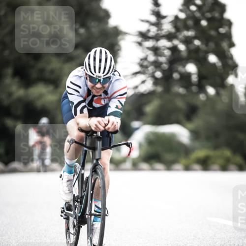 21.06.2026 - 29. Vierlanden-Triathlon H.Heesch http://msf.ph/oto/9911805 21.06.2026 09:45:18 Radfahren 79, 200, 261, 268, 290 meine-sportfotos.de