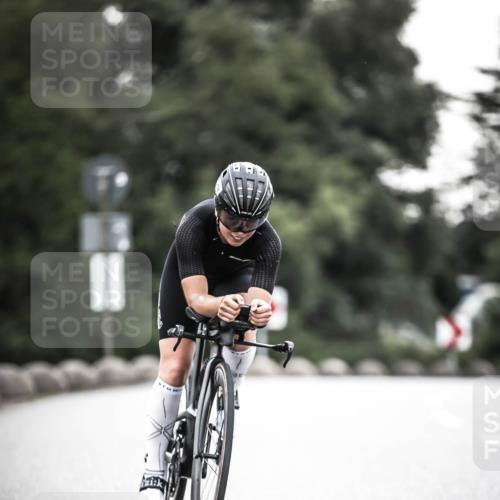 21.06.2026 - 29. Vierlanden-Triathlon H.Heesch http://msf.ph/oto/9911814 21.06.2026 09:45:21 Radfahren 79, 261, 268, 290 meine-sportfotos.de