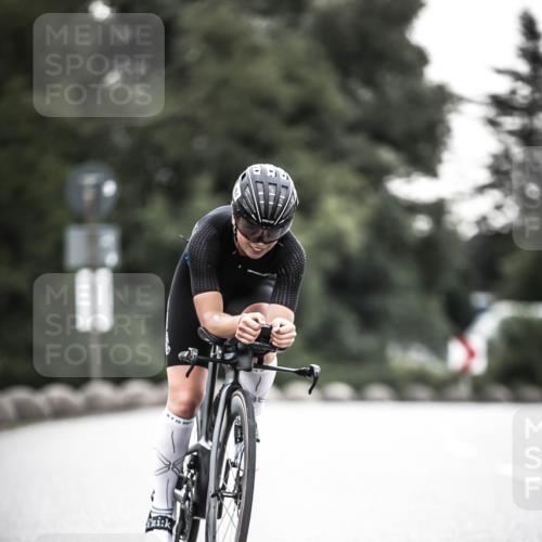 21.06.2026 - 29. Vierlanden-Triathlon H.Heesch http://msf.ph/oto/9911815 21.06.2026 09:45:22 Radfahren 79, 261, 268 meine-sportfotos.de