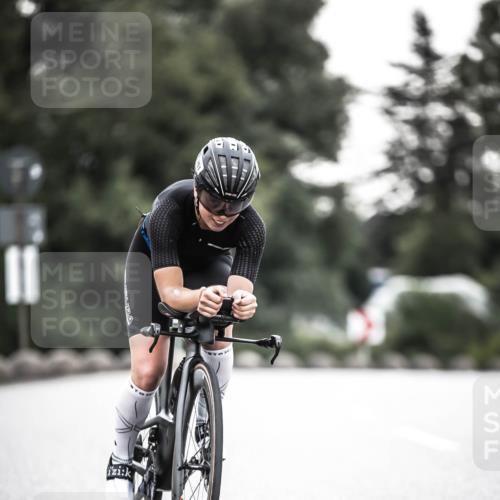 21.06.2026 - 29. Vierlanden-Triathlon H.Heesch http://msf.ph/oto/9911817 21.06.2026 09:45:22 Radfahren 79, 261, 268 meine-sportfotos.de