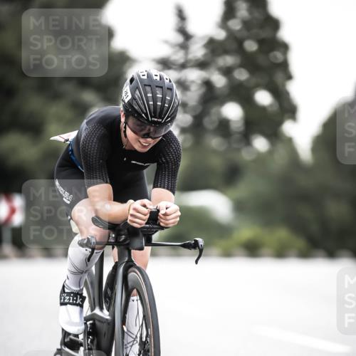 21.06.2026 - 29. Vierlanden-Triathlon H.Heesch http://msf.ph/oto/9911820 21.06.2026 09:45:22 Radfahren 79, 261, 268 meine-sportfotos.de