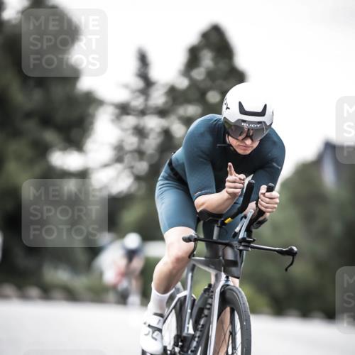21.06.2026 - 29. Vierlanden-Triathlon H.Heesch http://msf.ph/oto/9911919 21.06.2026 09:46:58 Radfahren 140, 172, 288 meine-sportfotos.de
